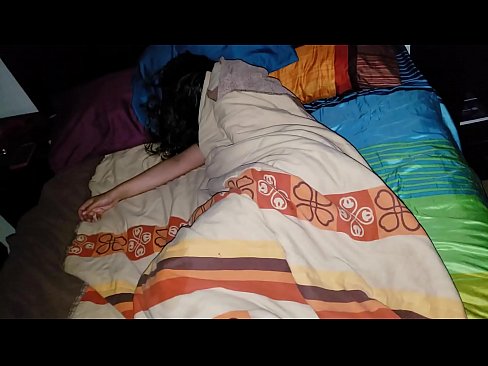 ❤️ Styvbarn som skäller ut sin unga styvmor medan hon sover. Just porr at us